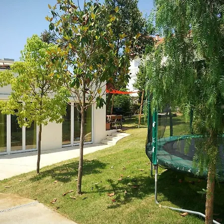 Holiday home Cabanon Vert *